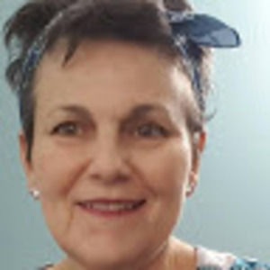 Meet your Posher, Linda